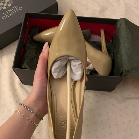 Vince Camuto Pumps - Picture 7 of 7